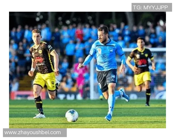 拉鲁斯与圣罗伦素的精彩对决揭示足球战术的博弈与激情